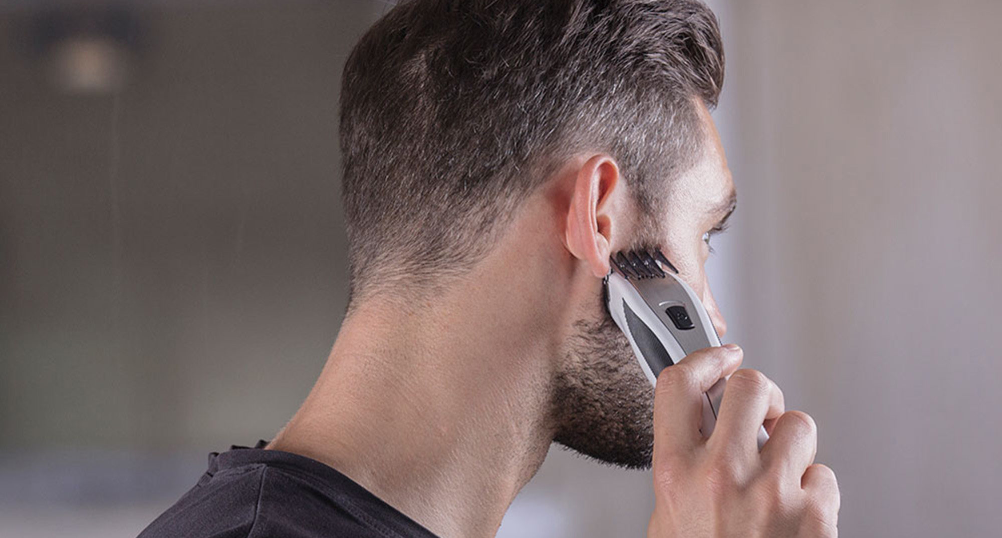 WM8481-0466 Premium Haircutting and Grooming Kit - Trimmer Lifestyle 2 JPG high