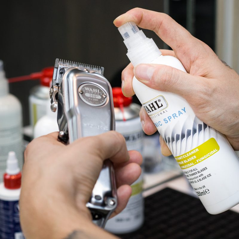 Clipper hygiene spray